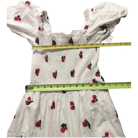 White cherry print puff‎ sleeve doen look smocked cottage dress size medium new - Picture 14 of 15